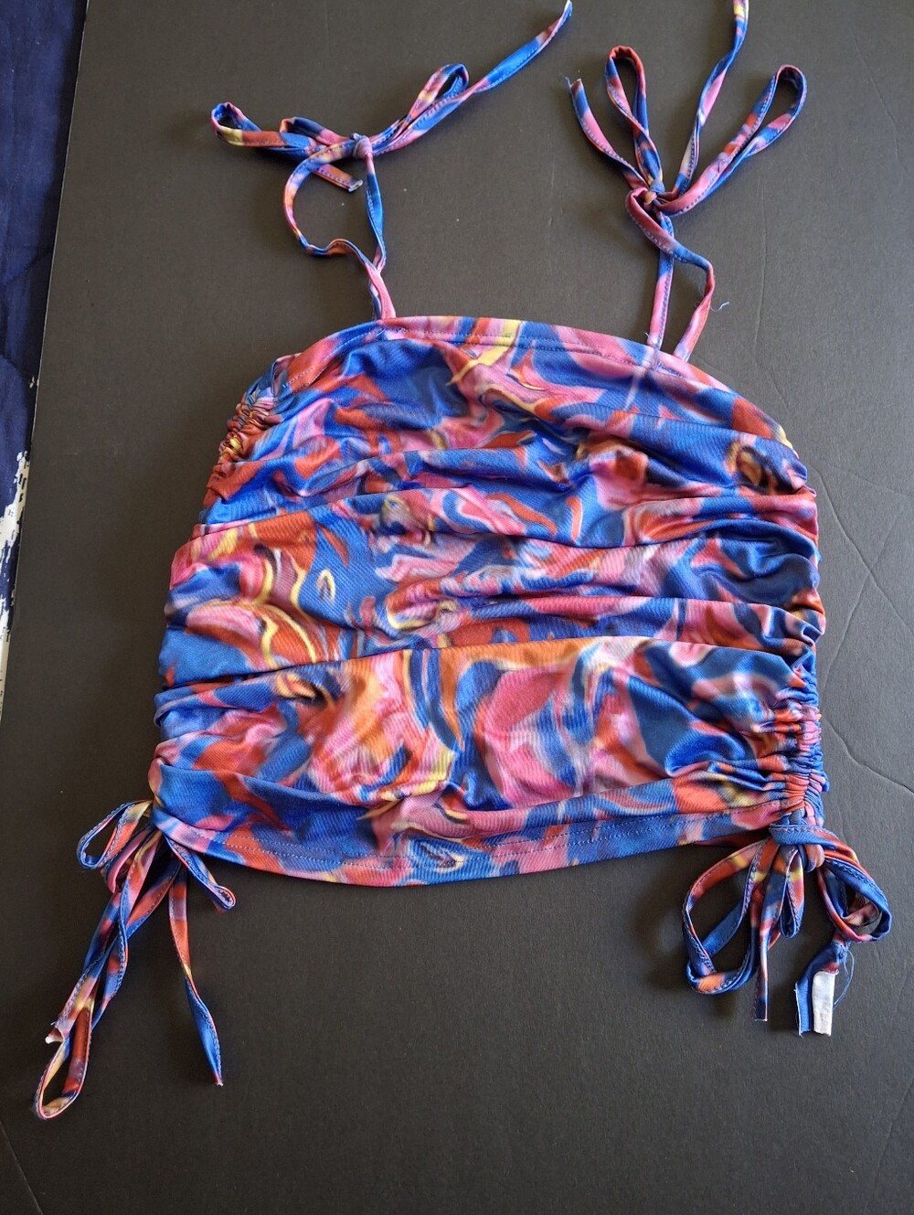Colorful Abstract Ruched Tie-Side Crop Top & Matching Triangle Top Set - Picture 7 of 11